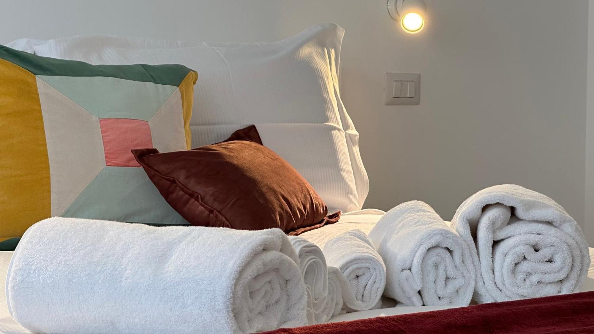 Caseospitali - Casa Navigli Watt, Vicino Al Naviglio, Originale E Luminoso Bilocale Per 4 Con Tutti I Comfort Μιλάνο Εξωτερικό φωτογραφία